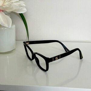 Gucci Black Minimalist Sunglasses